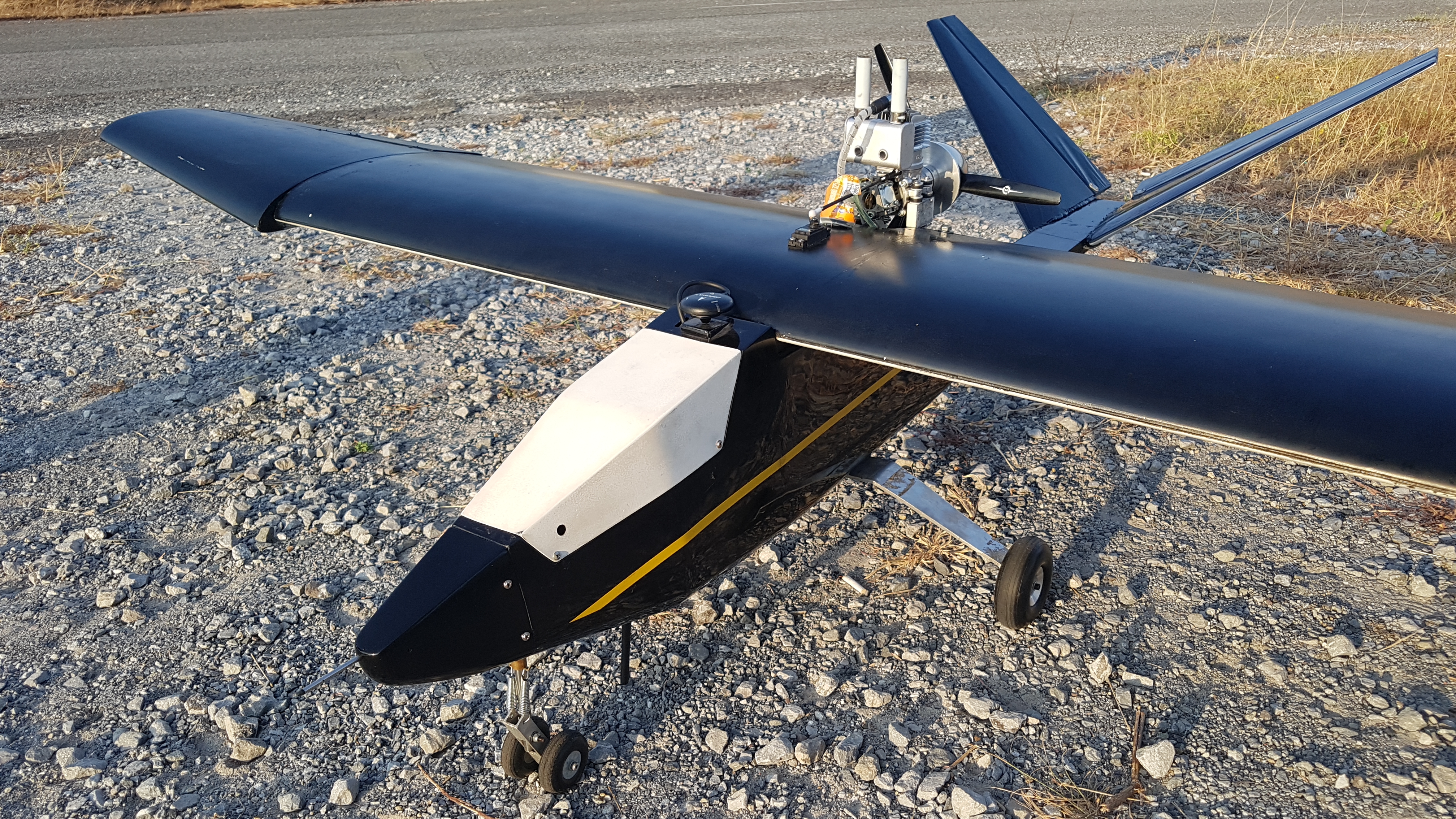 End-to-end support from manufacturing to deployment